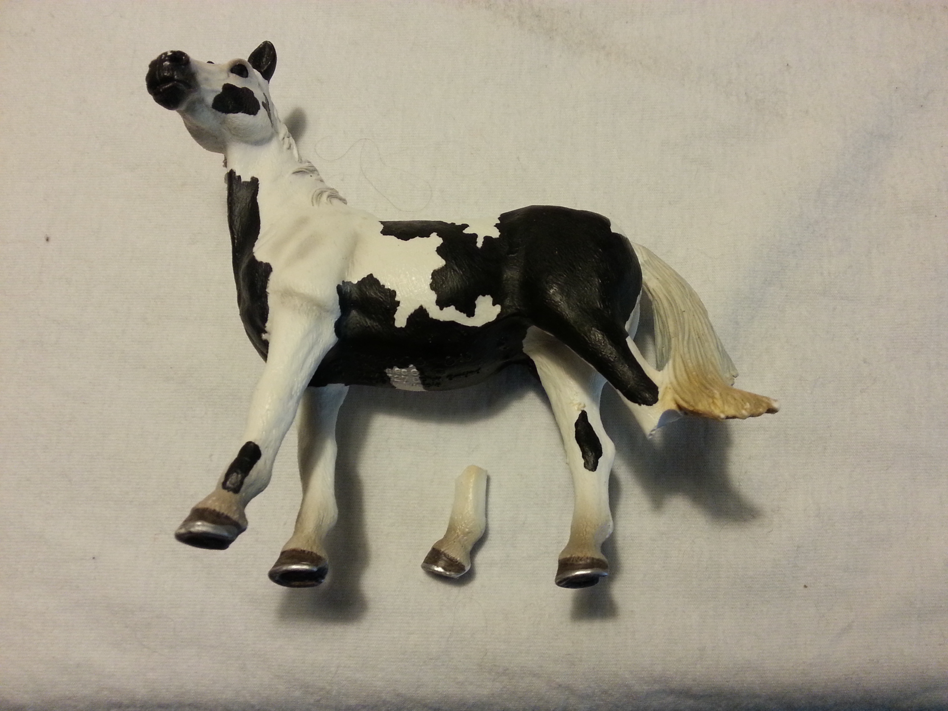 Schleichpferde reparieren